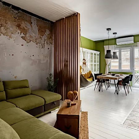 Synagogue Kira Apartmán *
